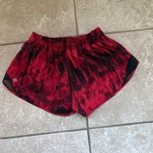 Lululemon Hotty Hot Low-arise 2.5” Size 4
